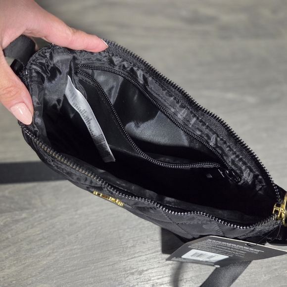 NWT Jordan Quilted Black Crossbody Bag with Gold Accent - Picture 2 of 3